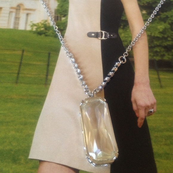 Banana Republic necklace - Picture 3 of 3